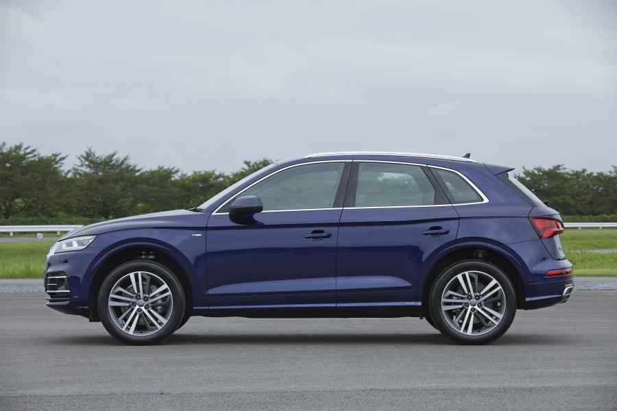  Audi Q5 TFSI Quattro S-Line 2017 года  (JP) (фото 5 из 18)